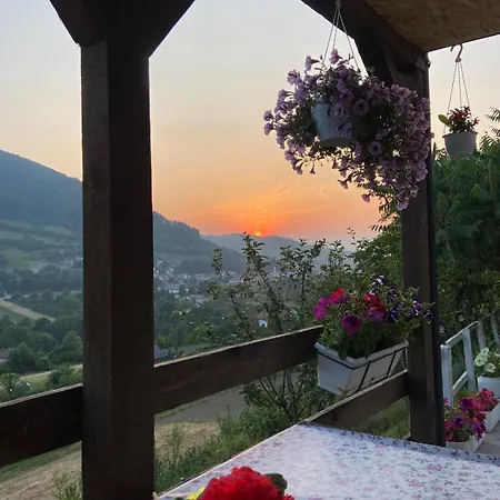 Natural House Ferienhaus Visoko