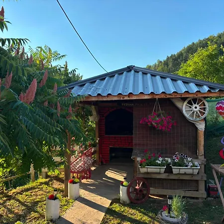 بيت للعطل Natural House